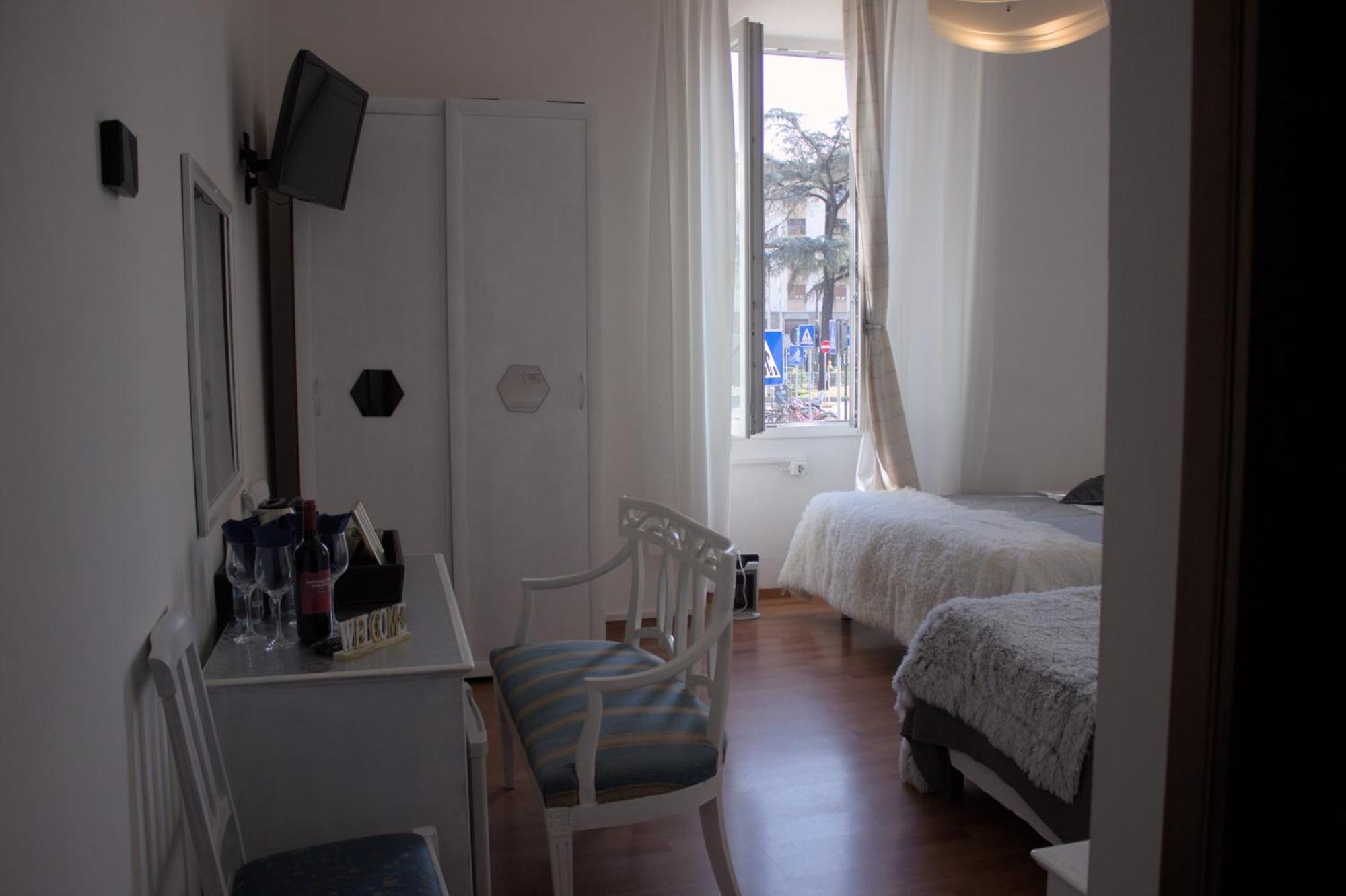 Soggiorno Madrid Florence Luaran gambar